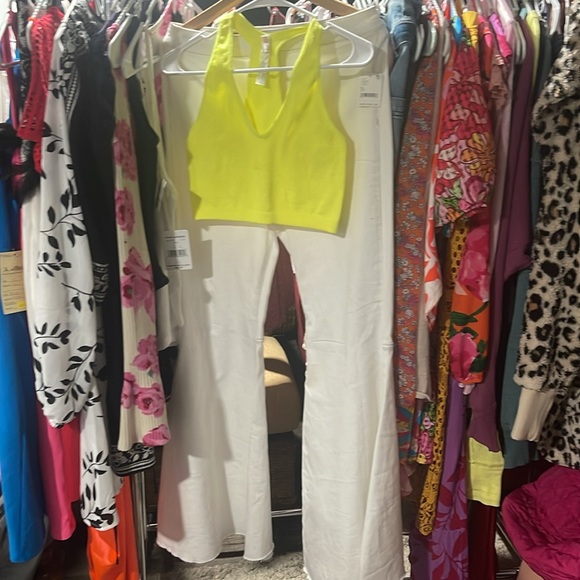 Please like β€οΈ and you will be notified when I go live - Picture 6 of 17